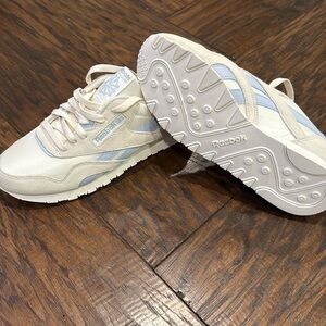 Reebok - Brand New Size 9 women’s Sneakers